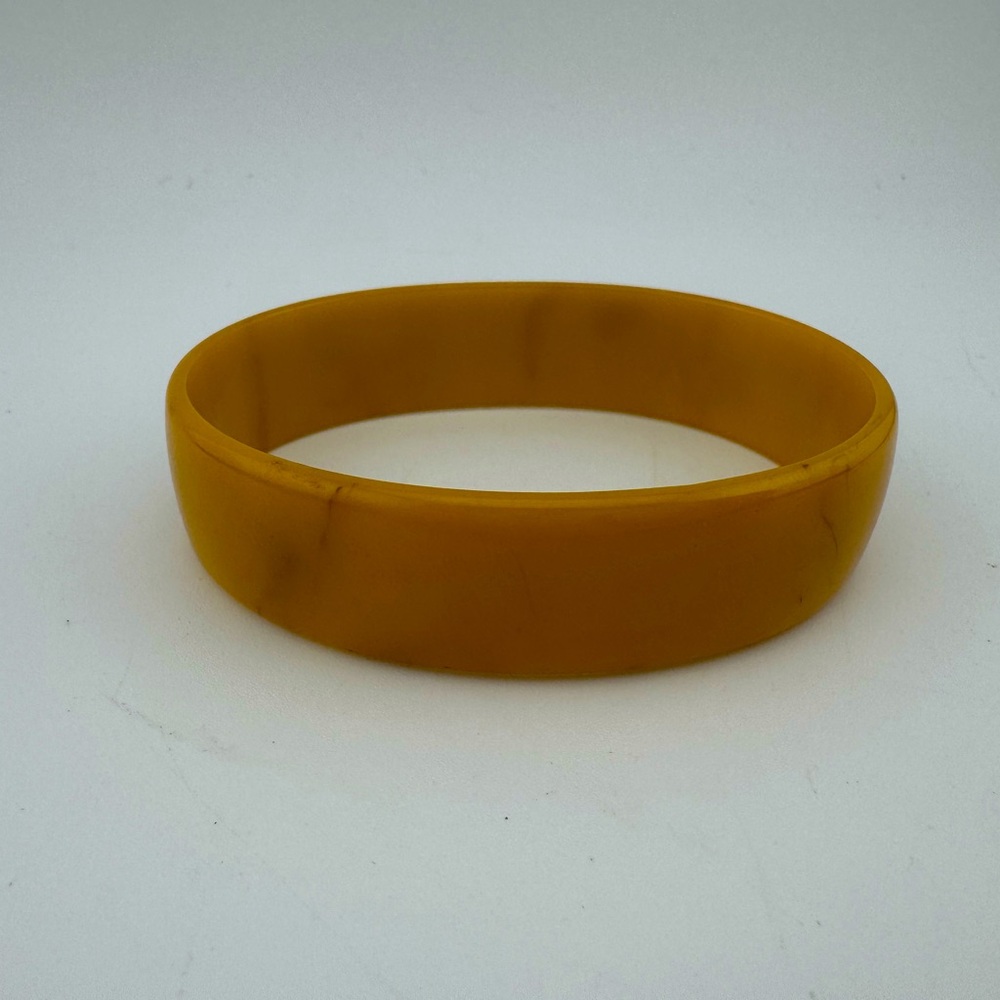 Vintage Lucite Yellow Bangle Bracelet
